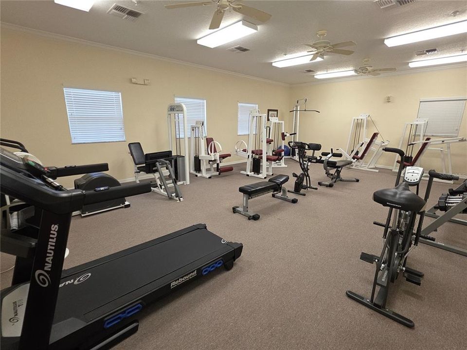 For Sale: $199,000 (2 beds, 2 baths, 1674 Square Feet)