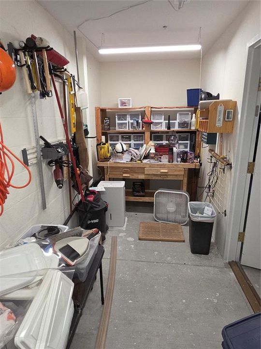 For Sale: $199,000 (2 beds, 2 baths, 1674 Square Feet)