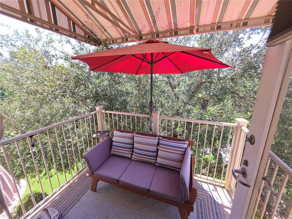 For Sale: $199,000 (2 beds, 2 baths, 1674 Square Feet)