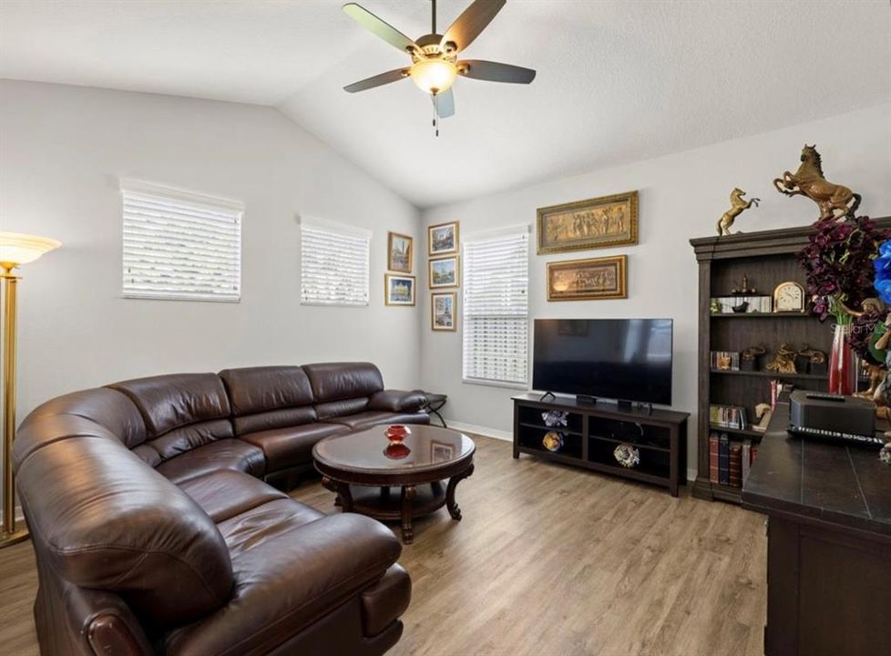 Active With Contract: $495,000 (3 beds, 2 baths, 1734 Square Feet)