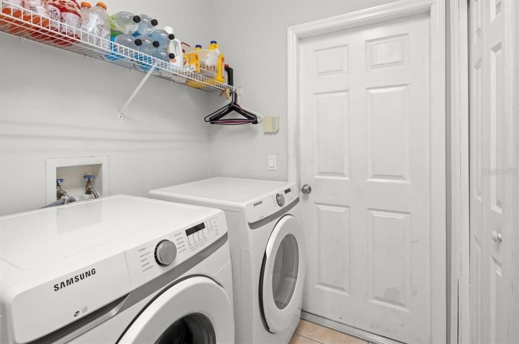 Active With Contract: $495,000 (3 beds, 2 baths, 1734 Square Feet)