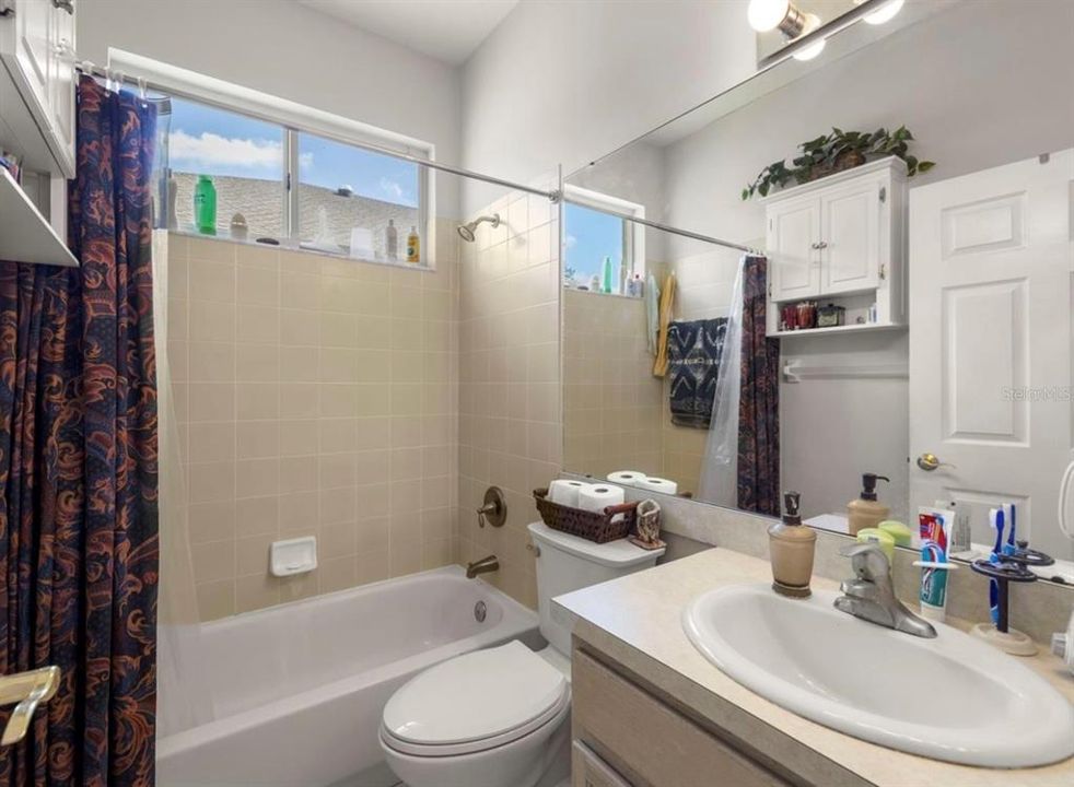 Active With Contract: $495,000 (3 beds, 2 baths, 1734 Square Feet)