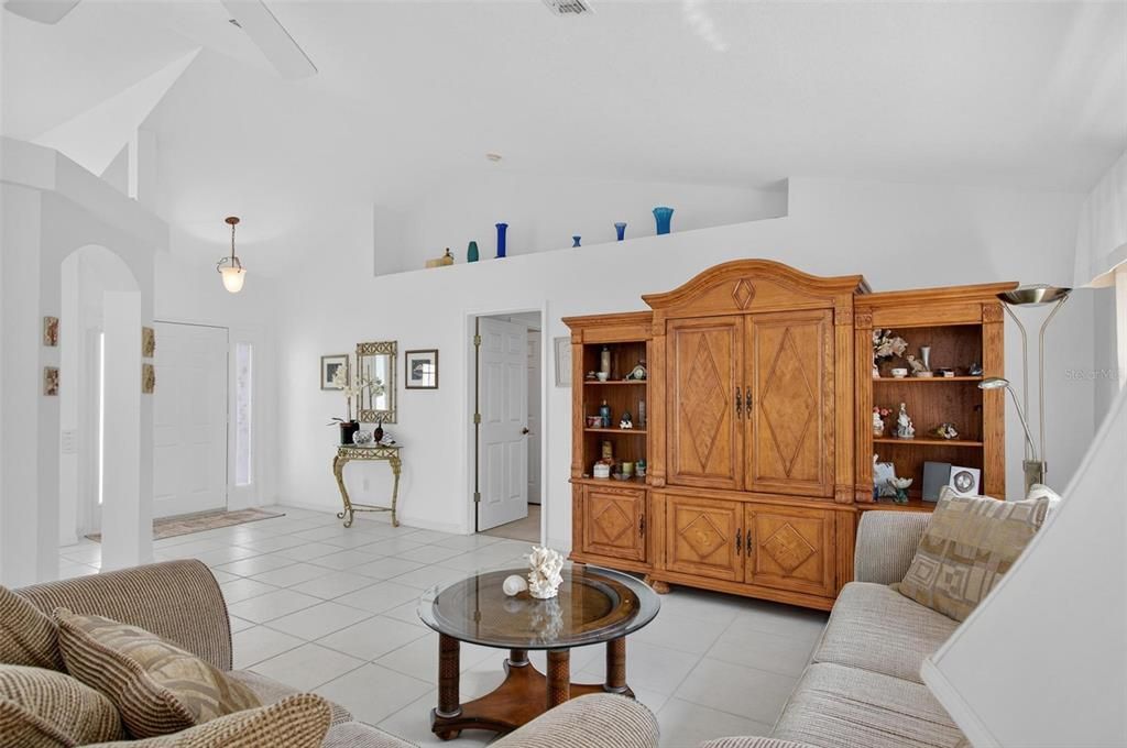 На продажу: $529,000 (3 спален, 2 ванн, 1484 Квадратных фут)