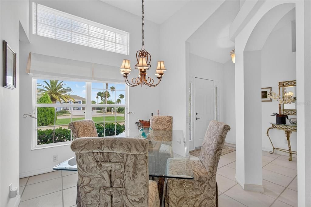 На продажу: $529,000 (3 спален, 2 ванн, 1484 Квадратных фут)