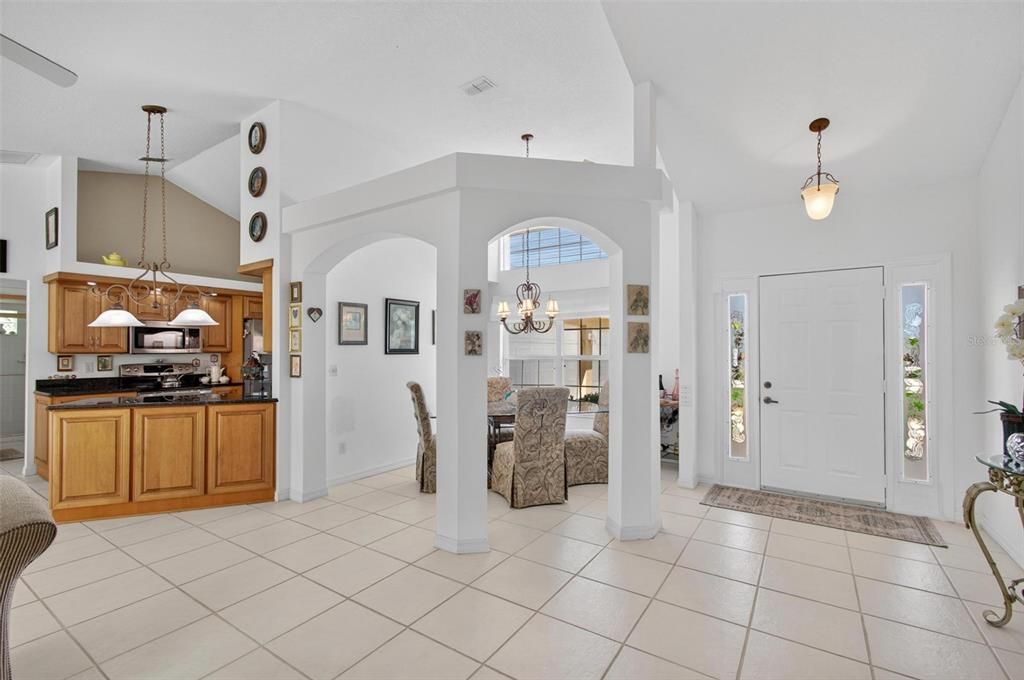 На продажу: $529,000 (3 спален, 2 ванн, 1484 Квадратных фут)