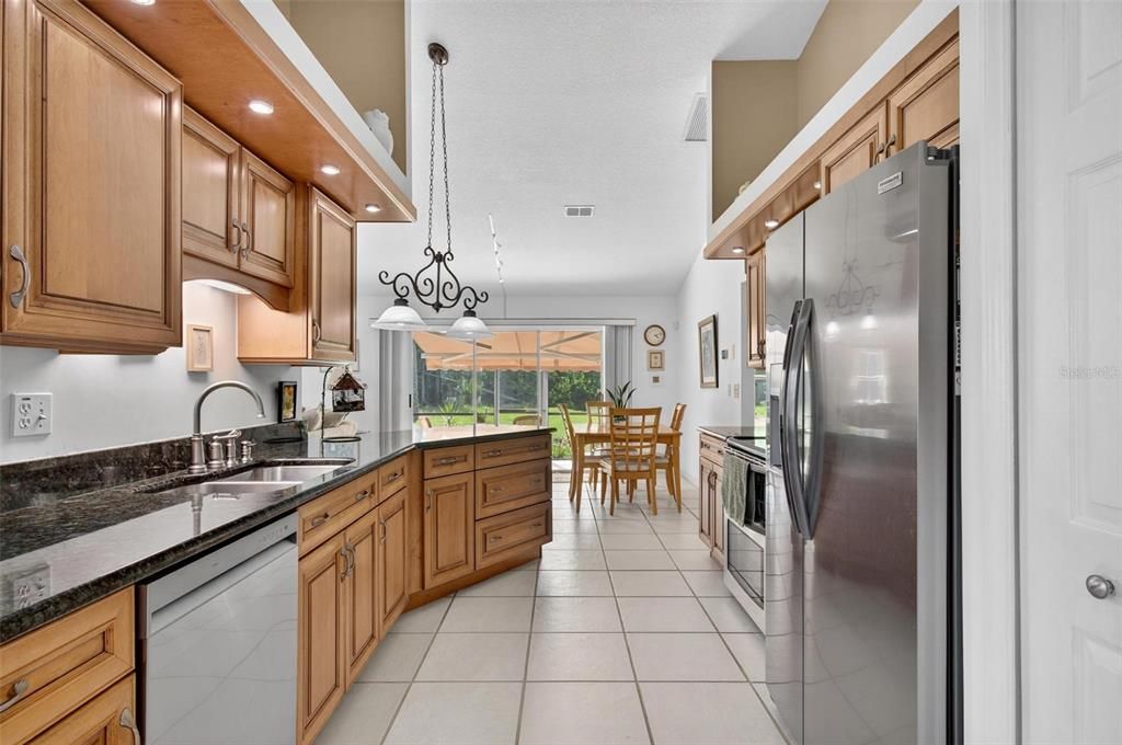 На продажу: $529,000 (3 спален, 2 ванн, 1484 Квадратных фут)