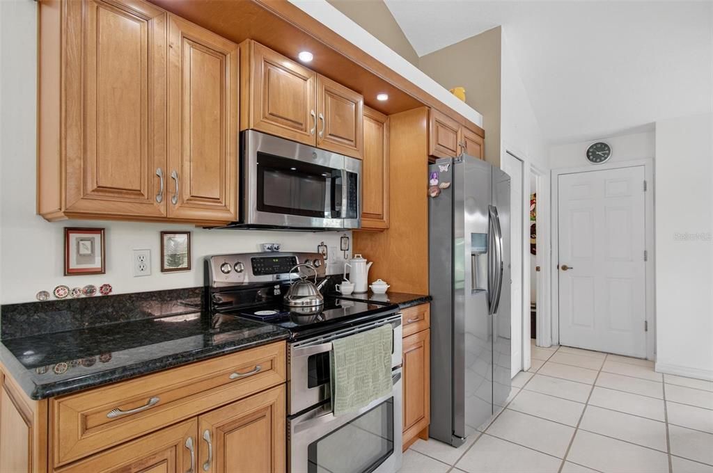 На продажу: $529,000 (3 спален, 2 ванн, 1484 Квадратных фут)