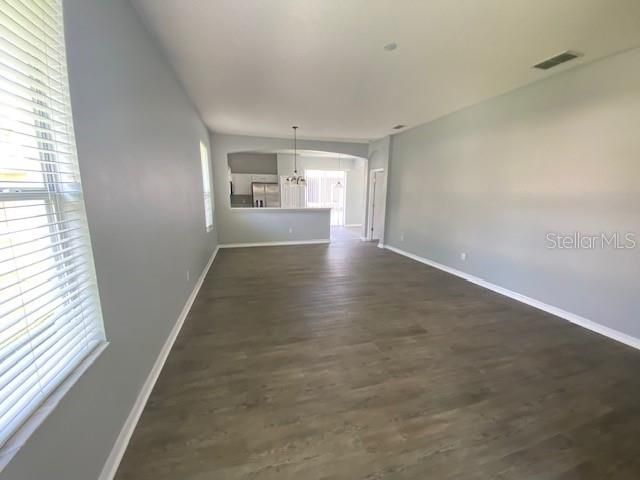 For Rent: $1,900 (2 beds, 2 baths, 1442 Square Feet)