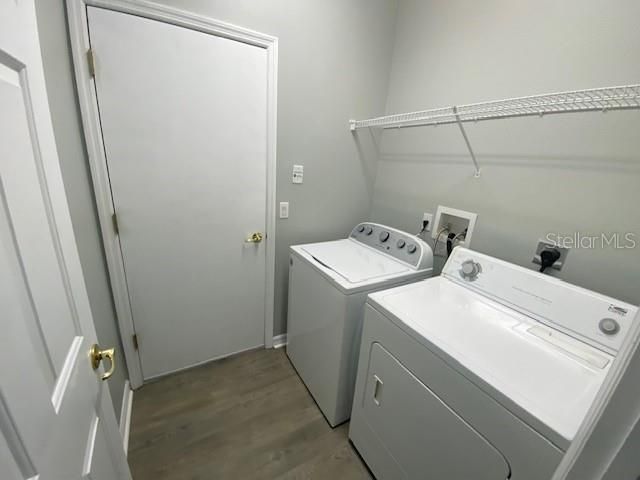 For Rent: $1,900 (2 beds, 2 baths, 1442 Square Feet)