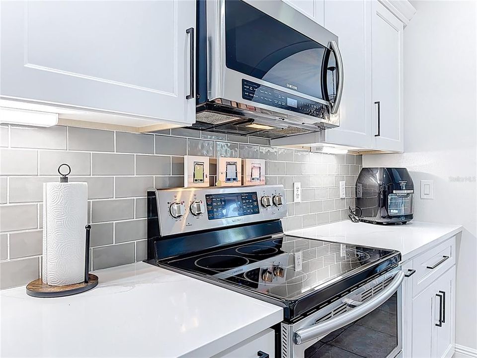 В аренду: $3,800 (4 спален, 3 ванн, 2956 Квадратных фут)