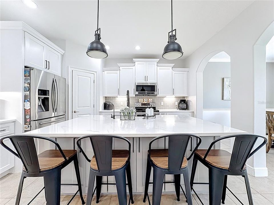 В аренду: $3,800 (4 спален, 3 ванн, 2956 Квадратных фут)