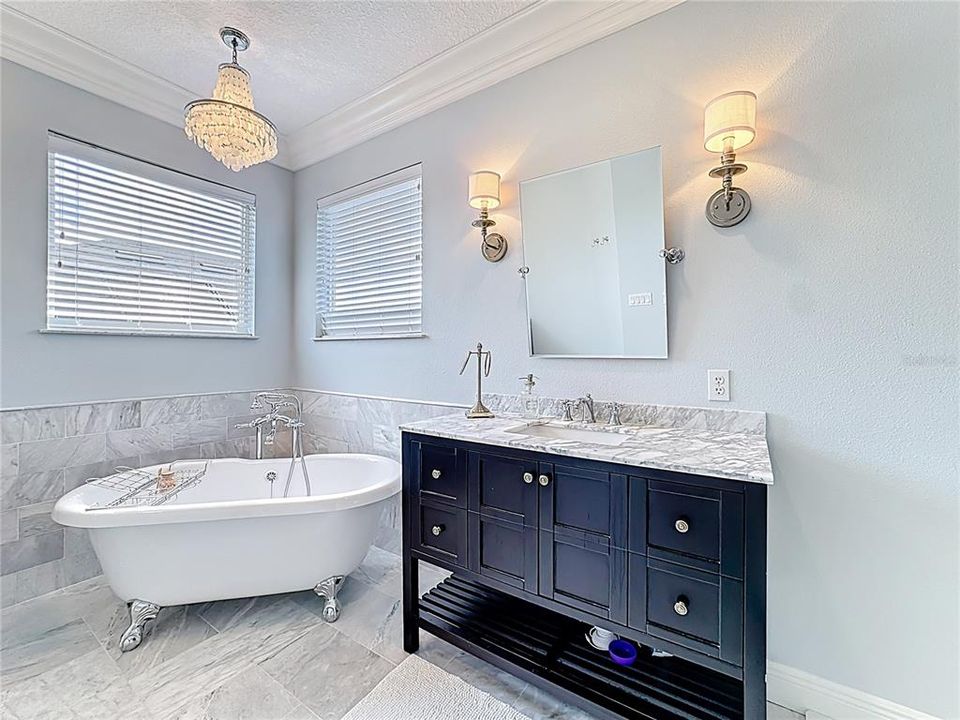 В аренду: $3,800 (4 спален, 3 ванн, 2956 Квадратных фут)