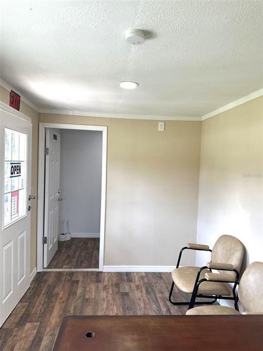 待售: $79,000 (0 贝兹, 0 浴室, 224 平方英尺)