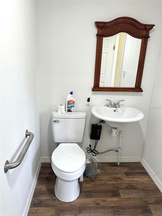 待售: $79,000 (0 贝兹, 0 浴室, 224 平方英尺)