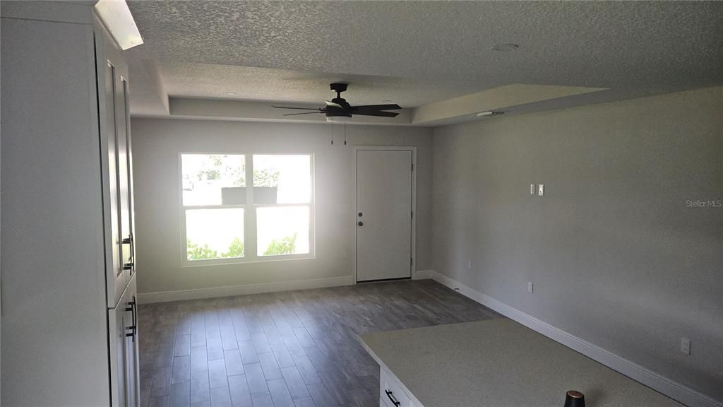 For Sale: $399,000 (3 beds, 2 baths, 1700 Square Feet)