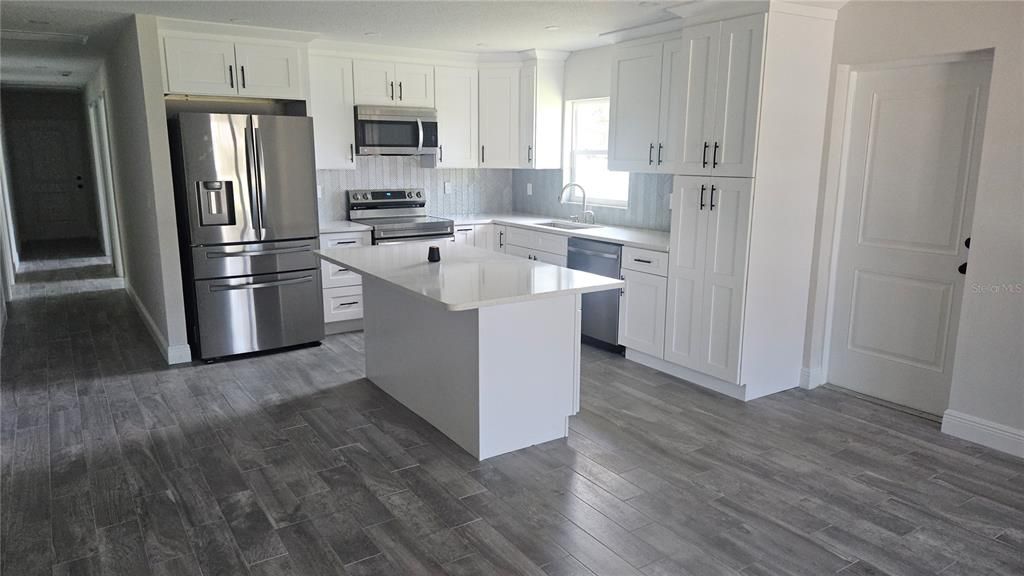 For Sale: $399,000 (3 beds, 2 baths, 1700 Square Feet)