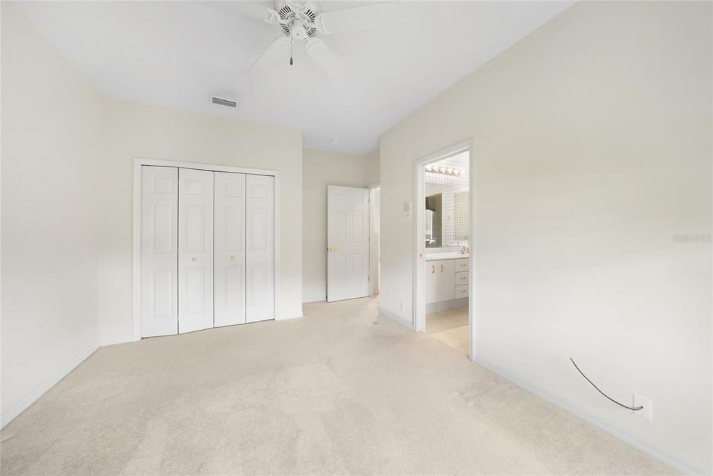 待售: $749,000 (4 贝兹, 3 浴室, 3838 平方英尺)