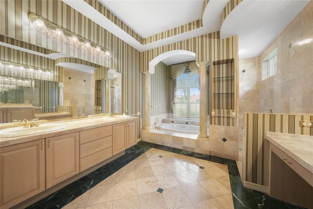 待售: $749,000 (4 贝兹, 3 浴室, 3838 平方英尺)