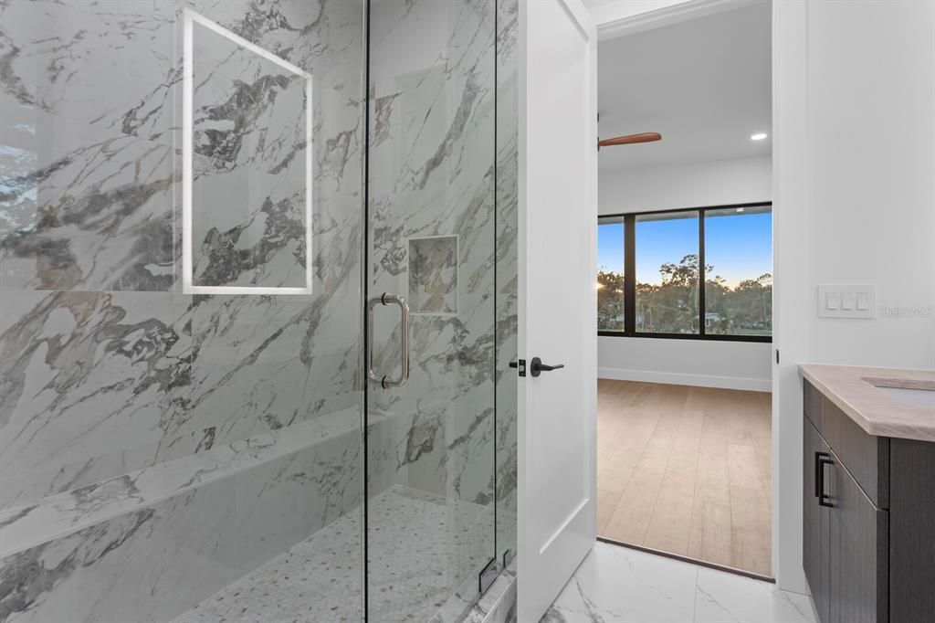 For Sale: $3,695,000 (4 beds, 5 baths, 4556 Square Feet)