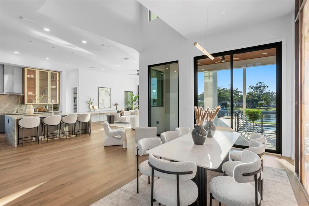 For Sale: $3,695,000 (4 beds, 5 baths, 4556 Square Feet)