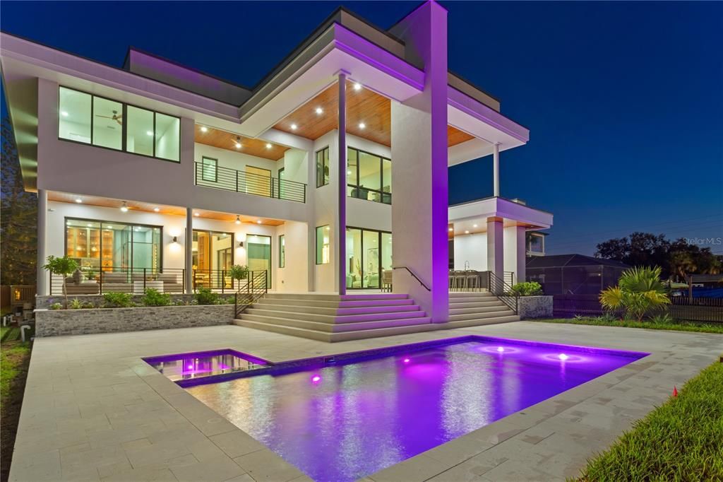 For Sale: $3,695,000 (4 beds, 5 baths, 4556 Square Feet)