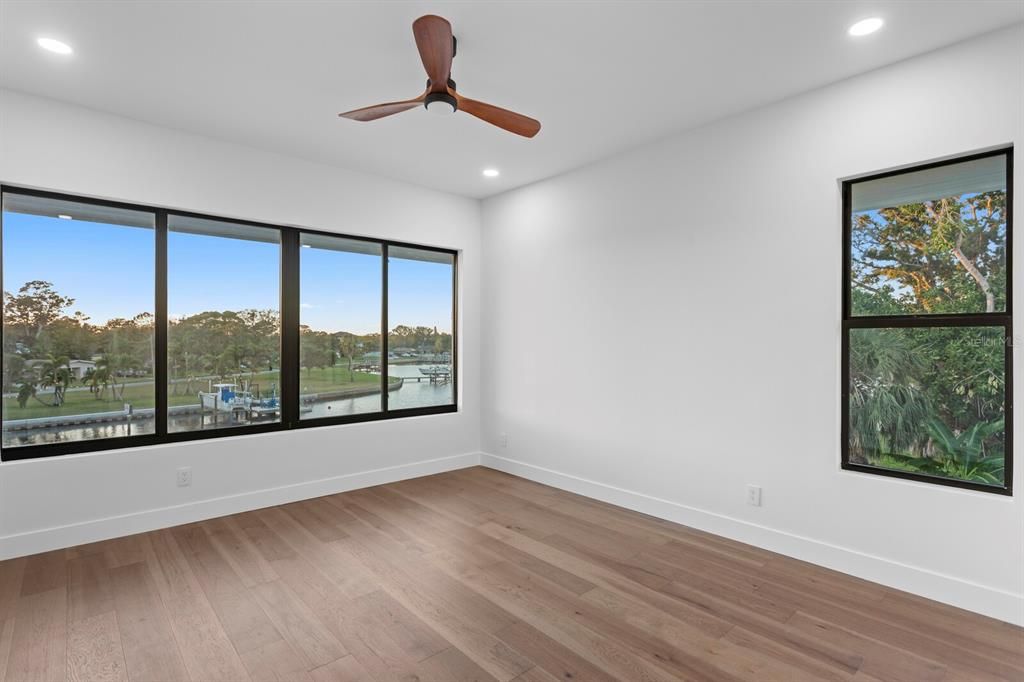 For Sale: $3,695,000 (4 beds, 5 baths, 4556 Square Feet)