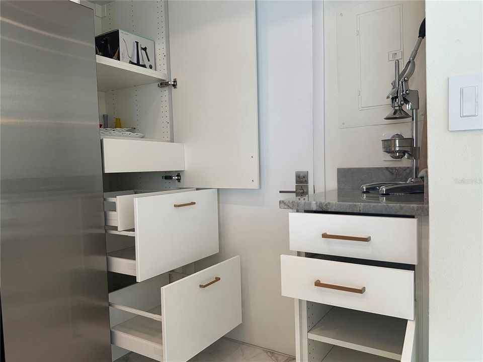 Activo con contrato: $3,750 (2 camas, 2 baños, 1269 Pies cuadrados)