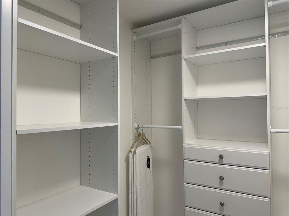 Activo con contrato: $3,750 (2 camas, 2 baños, 1269 Pies cuadrados)