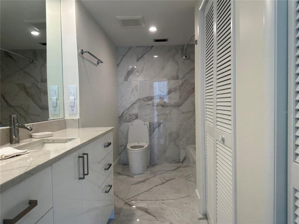 Activo con contrato: $3,750 (2 camas, 2 baños, 1269 Pies cuadrados)