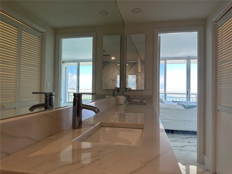 Activo con contrato: $3,750 (2 camas, 2 baños, 1269 Pies cuadrados)