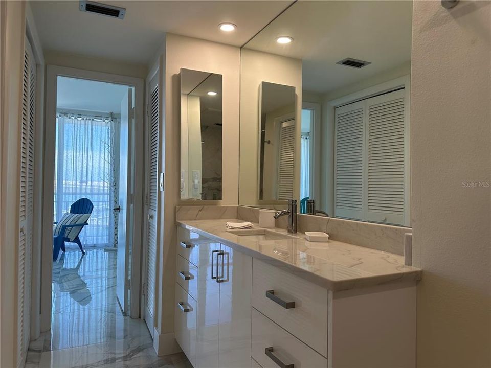 Activo con contrato: $3,750 (2 camas, 2 baños, 1269 Pies cuadrados)