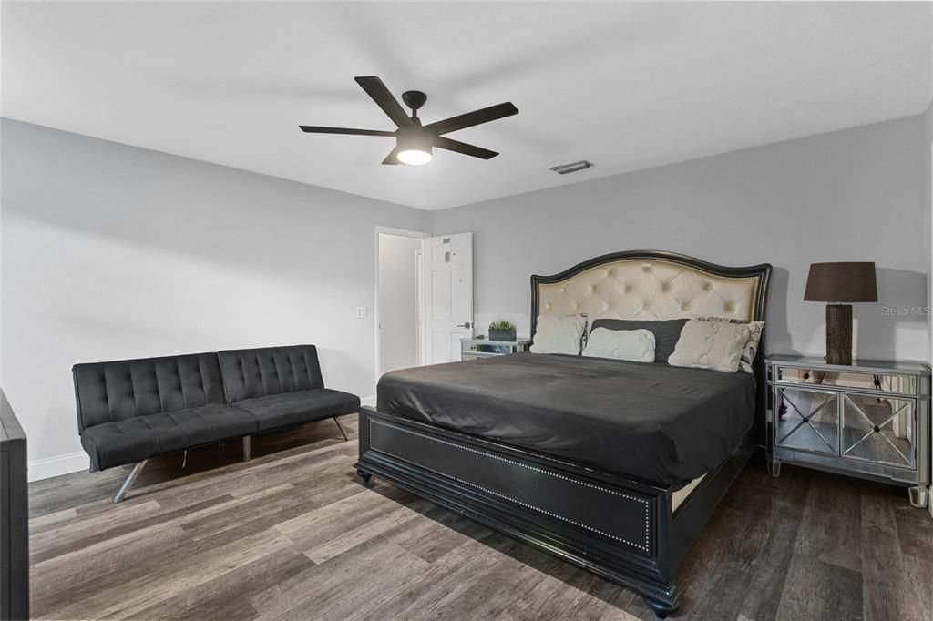 На продажу: $1,290,000 (4 спален, 3 ванн, 3352 Квадратных фут)