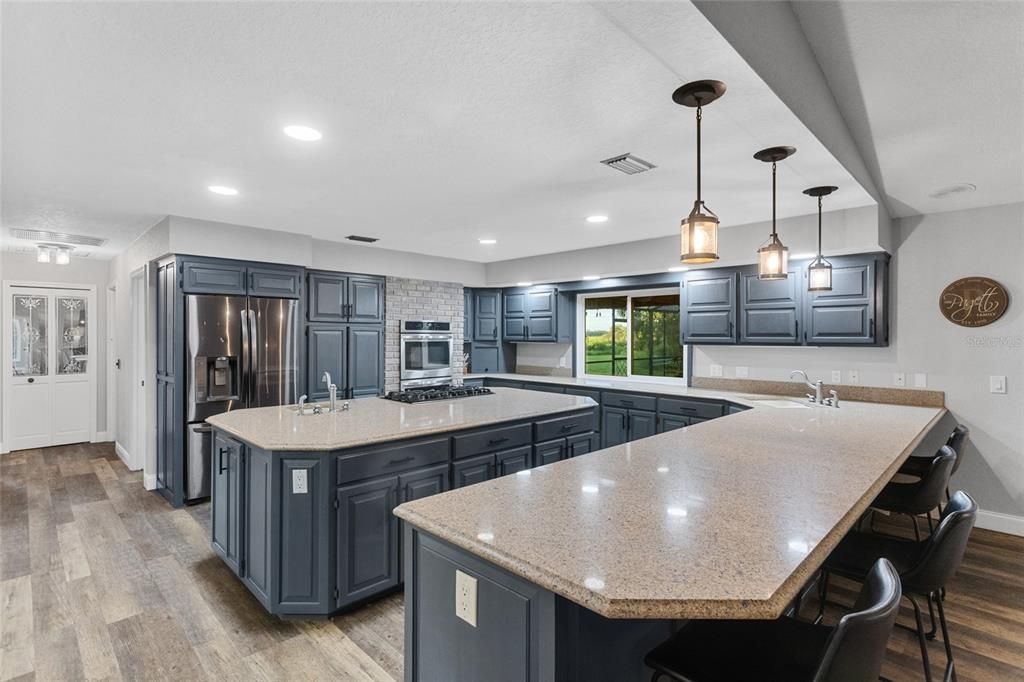 На продажу: $1,290,000 (4 спален, 3 ванн, 3352 Квадратных фут)