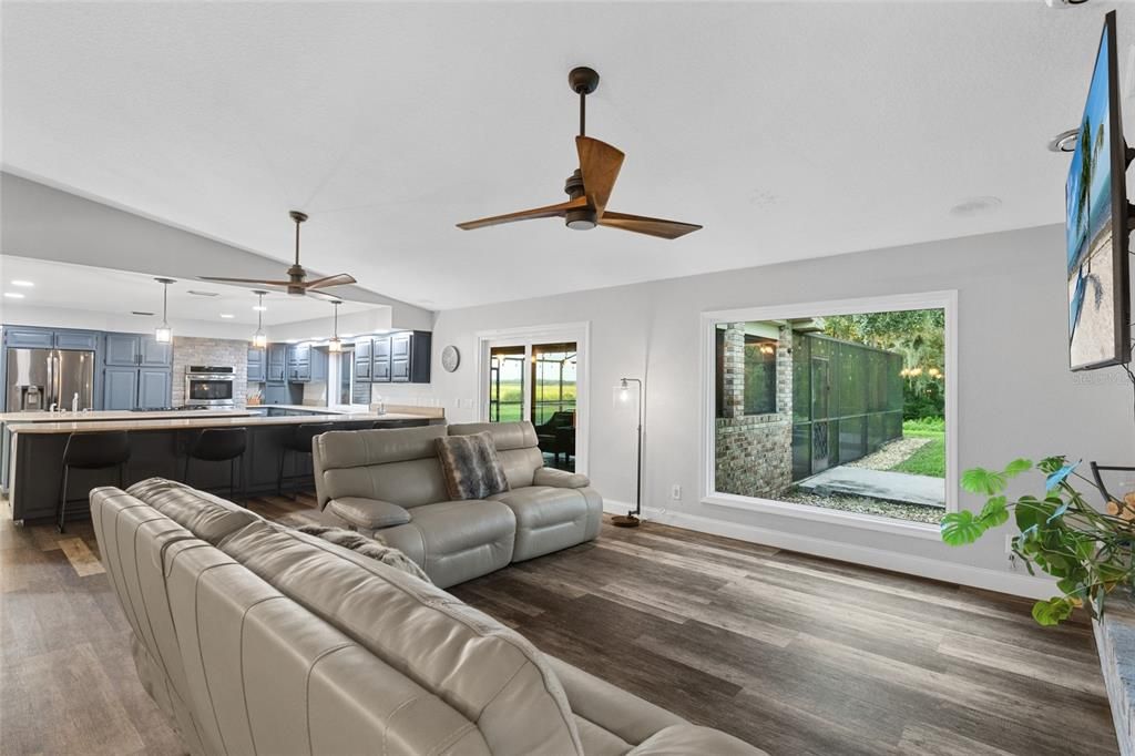 На продажу: $1,290,000 (4 спален, 3 ванн, 3352 Квадратных фут)