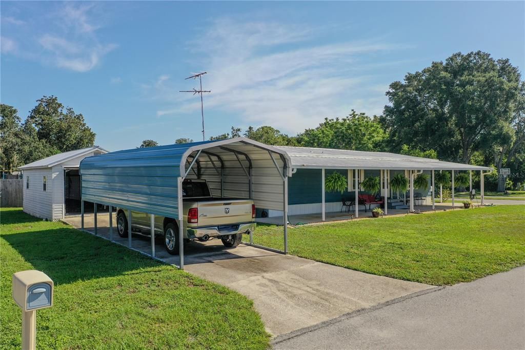 合同活跃: $169,990 (3 贝兹, 2 浴室, 1104 平方英尺)