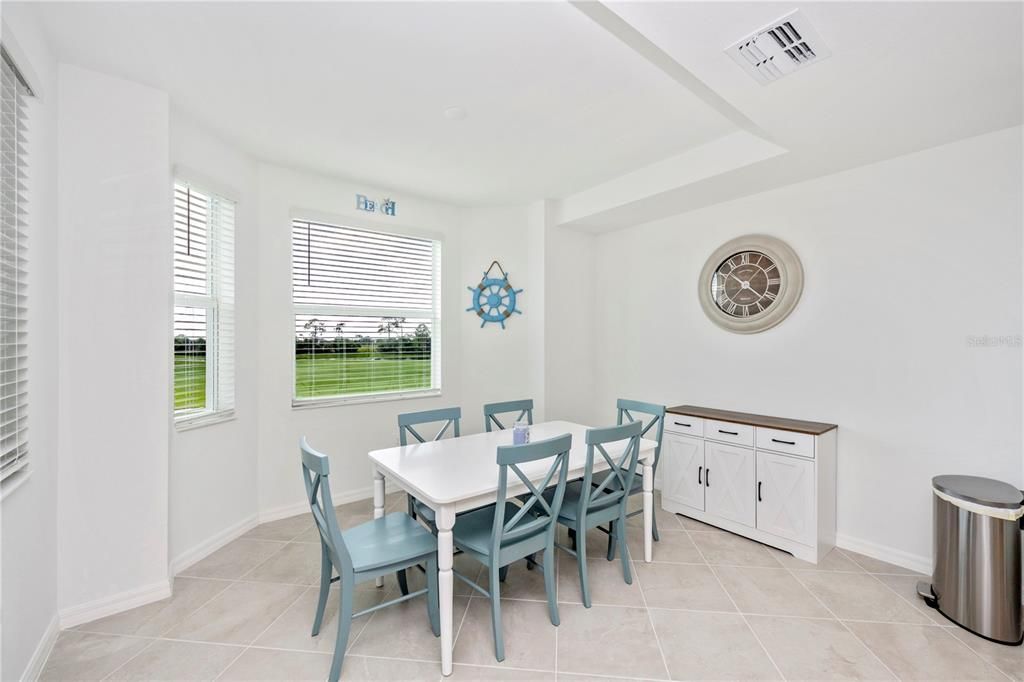 出租: $2,500 (2 贝兹, 2 浴室, 1154 平方英尺)