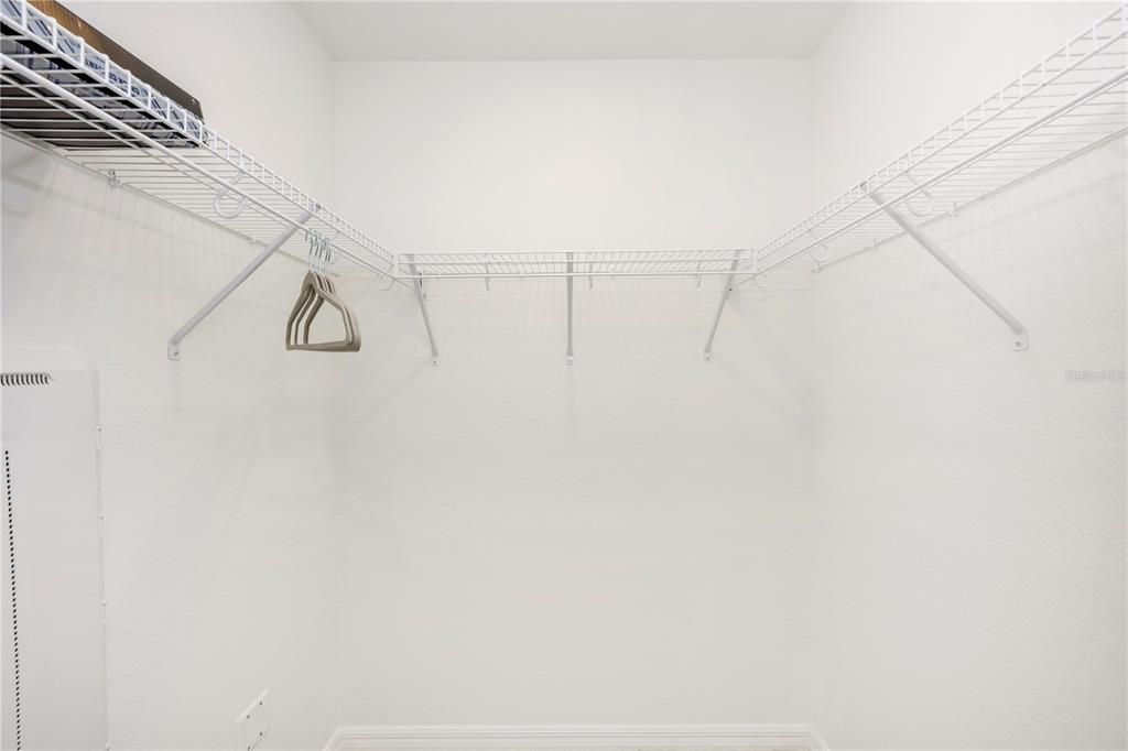 出租: $2,500 (2 贝兹, 2 浴室, 1154 平方英尺)