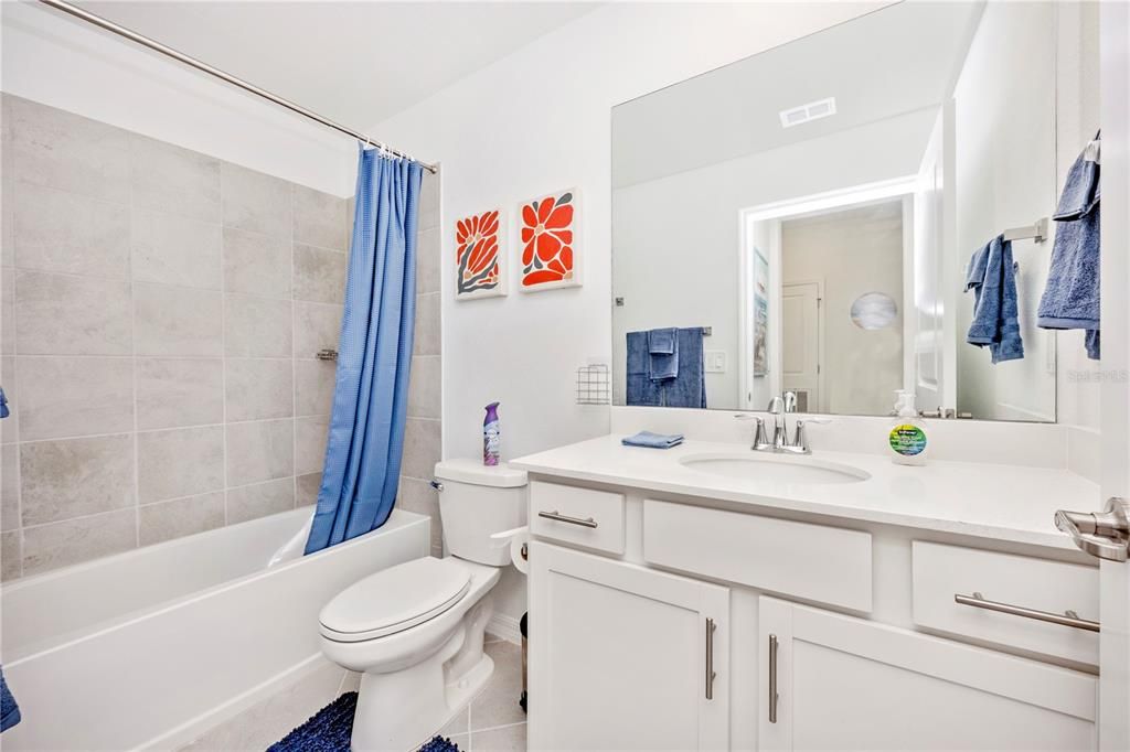 出租: $2,500 (2 贝兹, 2 浴室, 1154 平方英尺)