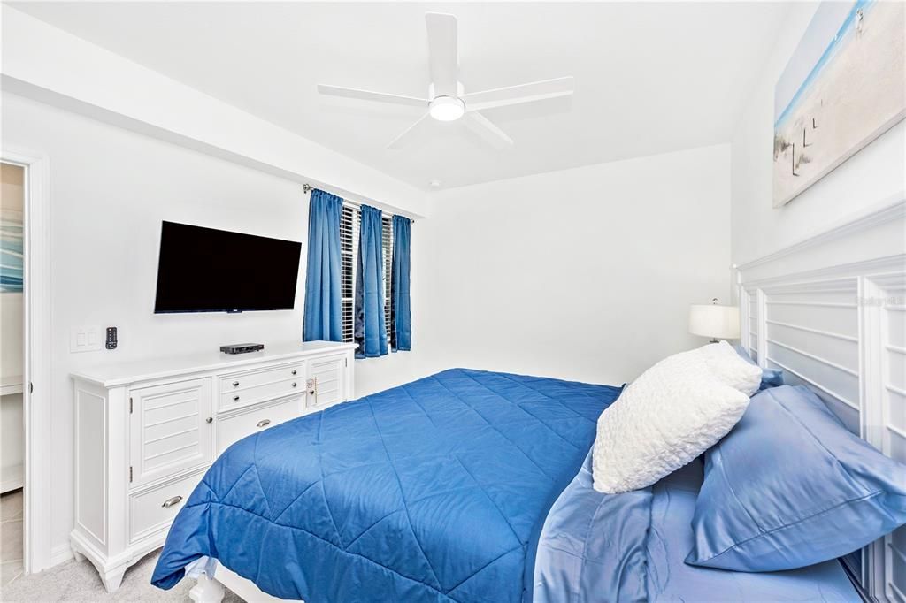 出租: $2,500 (2 贝兹, 2 浴室, 1154 平方英尺)