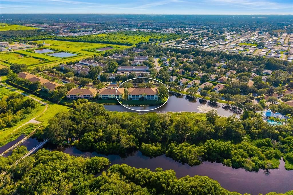 Под контрактом: $265,000 (2 спален, 2 ванн, 1496 Квадратных фут)