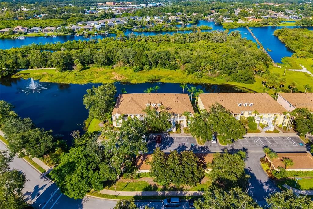 Под контрактом: $265,000 (2 спален, 2 ванн, 1496 Квадратных фут)