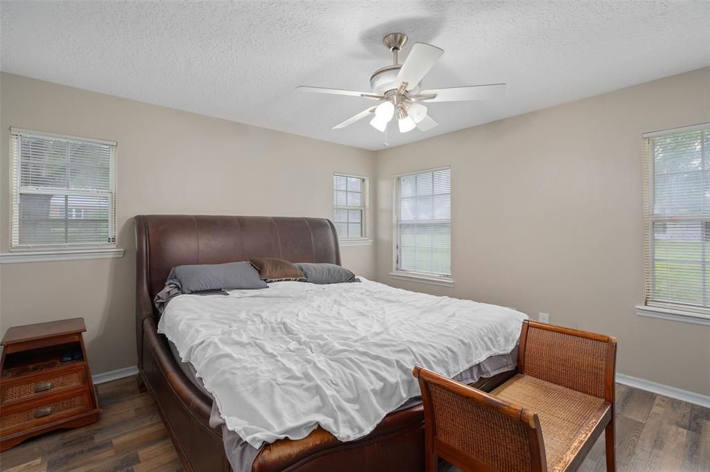 Active With Contract: $725,000 (4 beds, 2 baths, 2904 Square Feet)