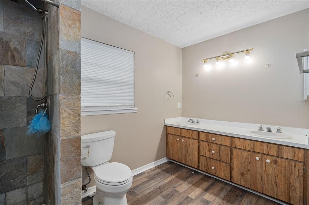 Active With Contract: $725,000 (4 beds, 2 baths, 2904 Square Feet)