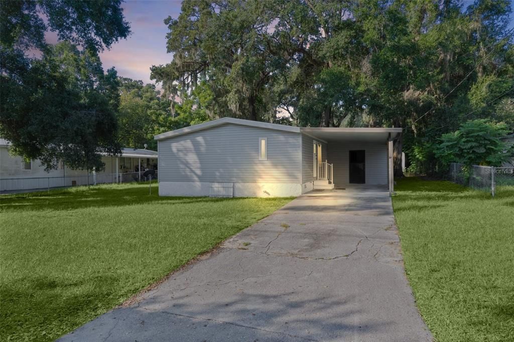 For Sale: $164,000 (3 beds, 2 baths, 1040 Square Feet)