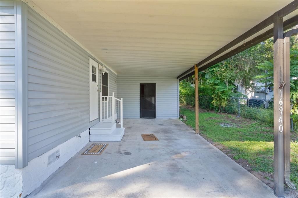 For Sale: $164,000 (3 beds, 2 baths, 1040 Square Feet)