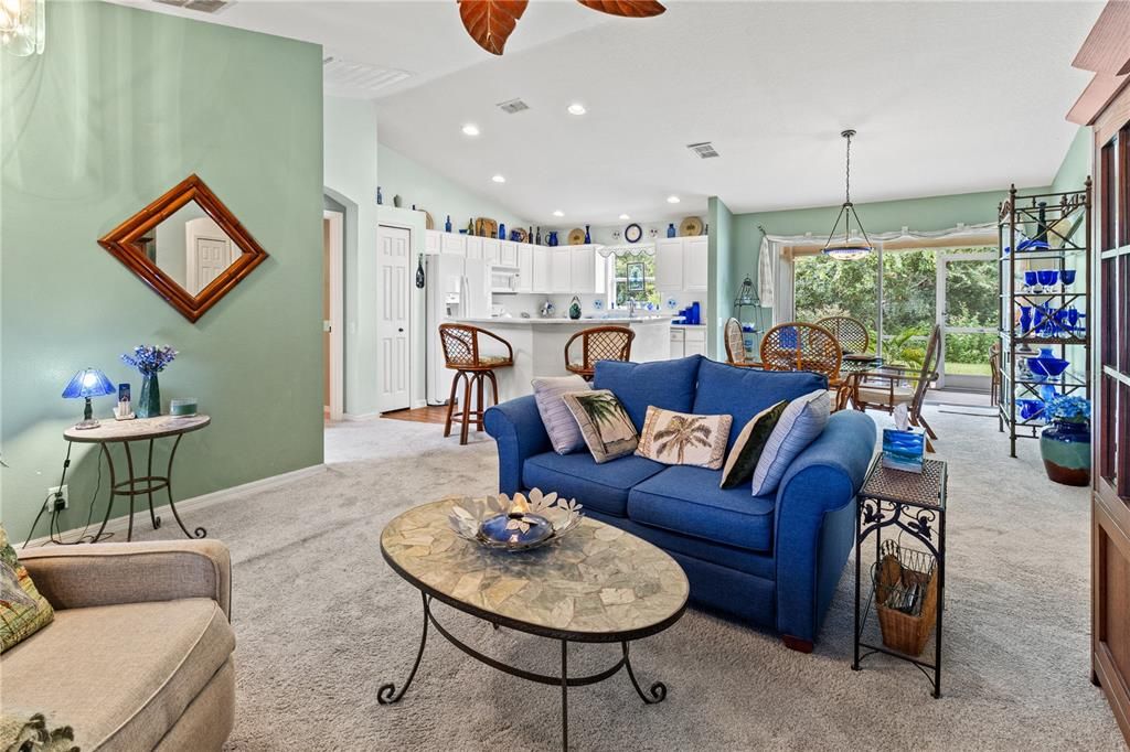 待售: $299,000 (3 贝兹, 2 浴室, 1434 平方英尺)