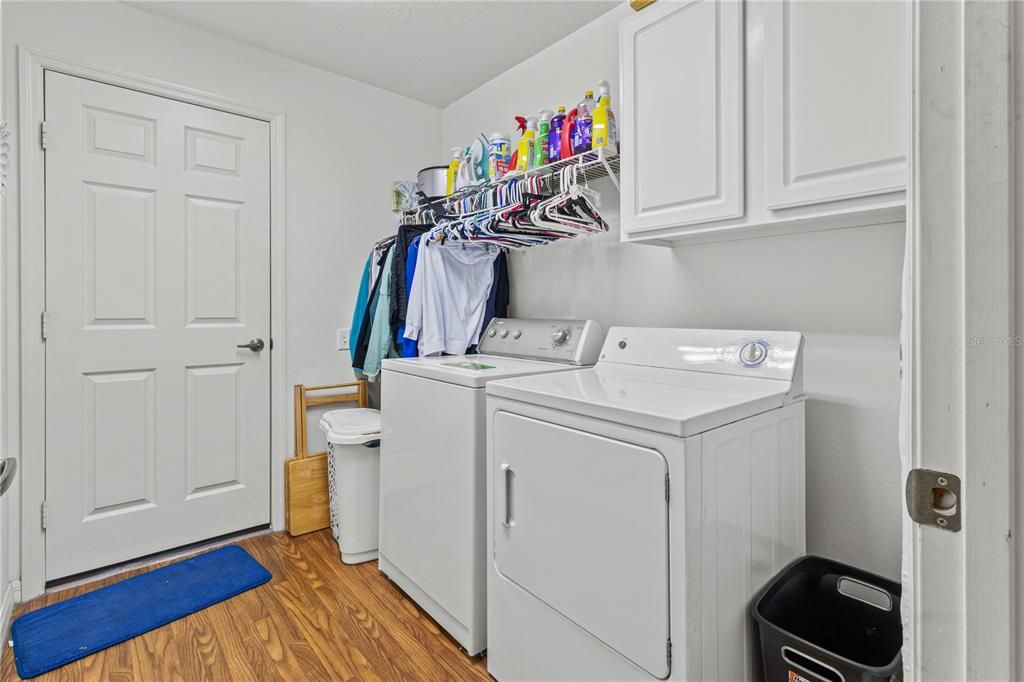 待售: $299,000 (3 贝兹, 2 浴室, 1434 平方英尺)