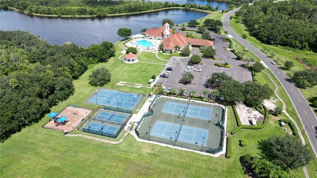 待售: $299,000 (3 贝兹, 2 浴室, 1434 平方英尺)