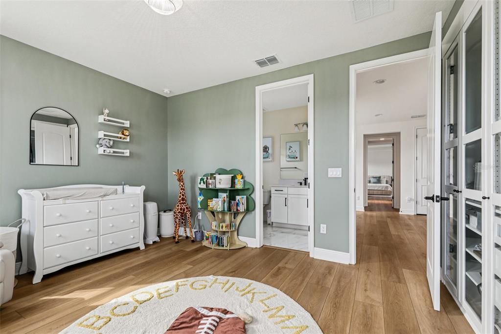 待售: $894,999 (5 贝兹, 4 浴室, 3437 平方英尺)