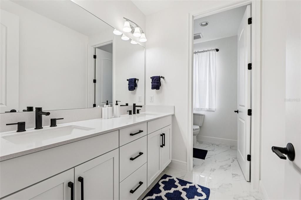 待售: $894,999 (5 贝兹, 4 浴室, 3437 平方英尺)